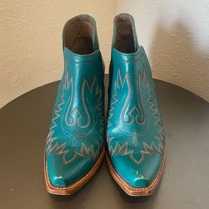 Ariat Turquoise Cowboy Booties Women’s Size 10B